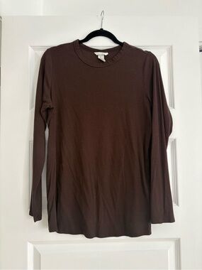 H&M Brown Long Sleeve Crewneck Tee